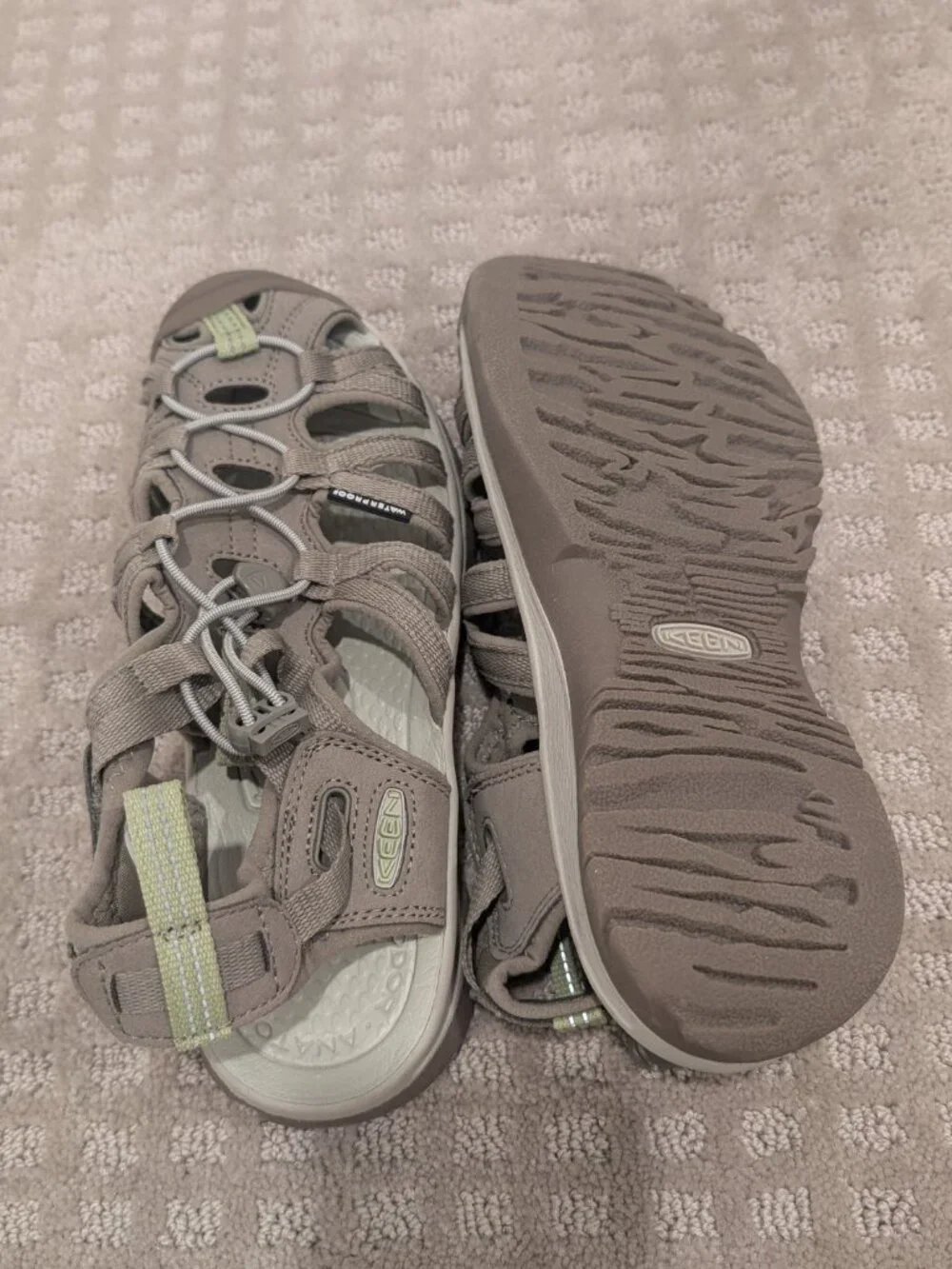 Keen Whisper Waterproof Sandals - Women's sz 8 - Picture 8 of 8